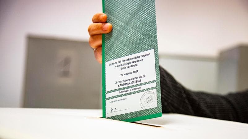 Regional elections in Sardinia, voter turnout increases: slow data, at 12 p.m. 18.4% voted.  The polling stations are open until 10 p.m