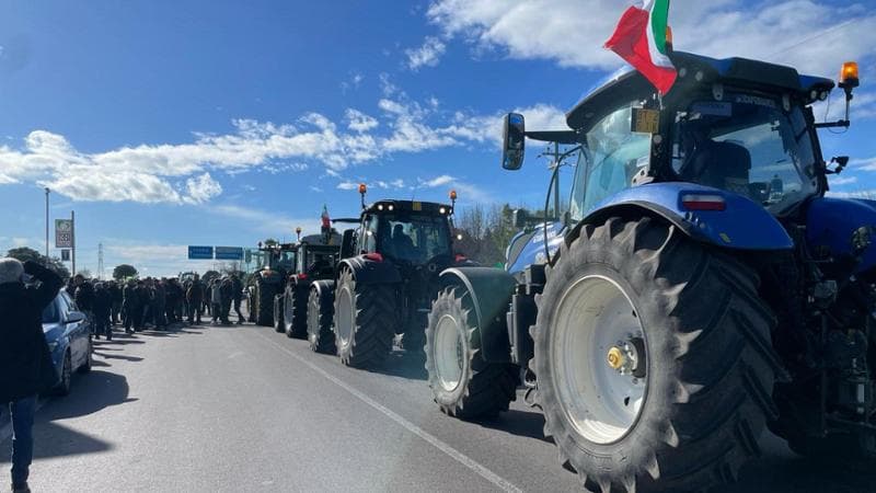 The boomerang of the tractor revolt against the Green Deal: This is how the protest turns into a big Tafazzi march